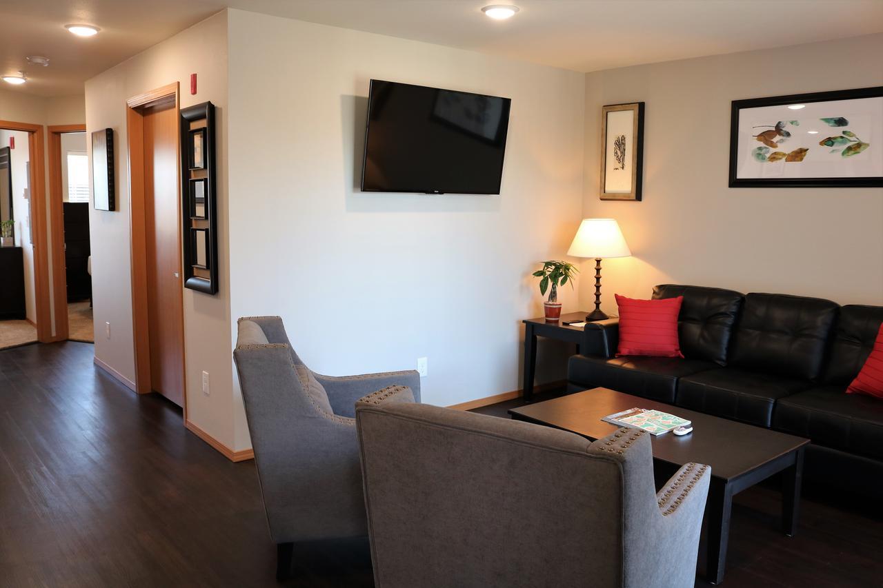 Autumn Leaf Suites エアウェイ・ハイツ エクステリア 写真